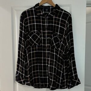 Sanctuary Black and White Plaid Women’s Button Down Shirt